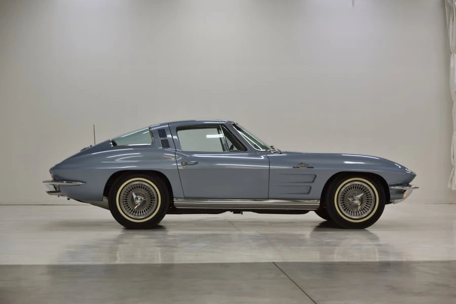 1964 Chevrolet Corvette C2 - Image 2 of 31