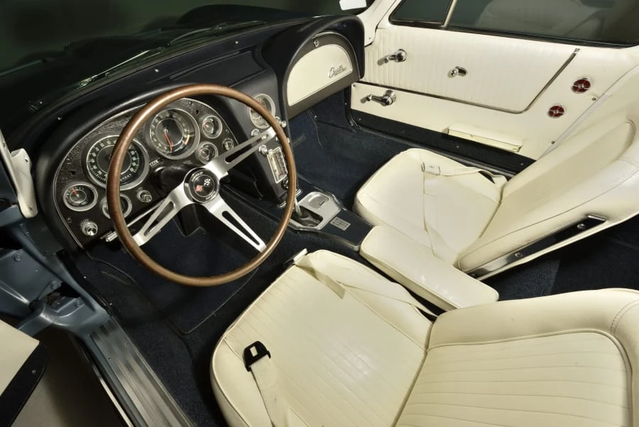 1964 Chevrolet Corvette C2 - Image 23 of 31
