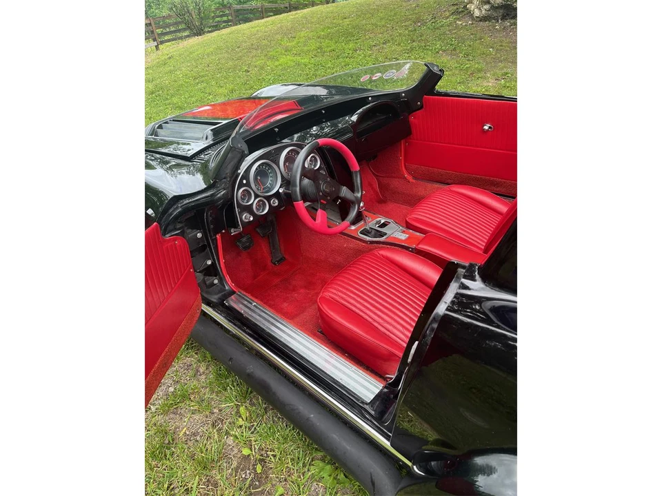1964 Chevrolet Corvette C2 - Image 8 of 17