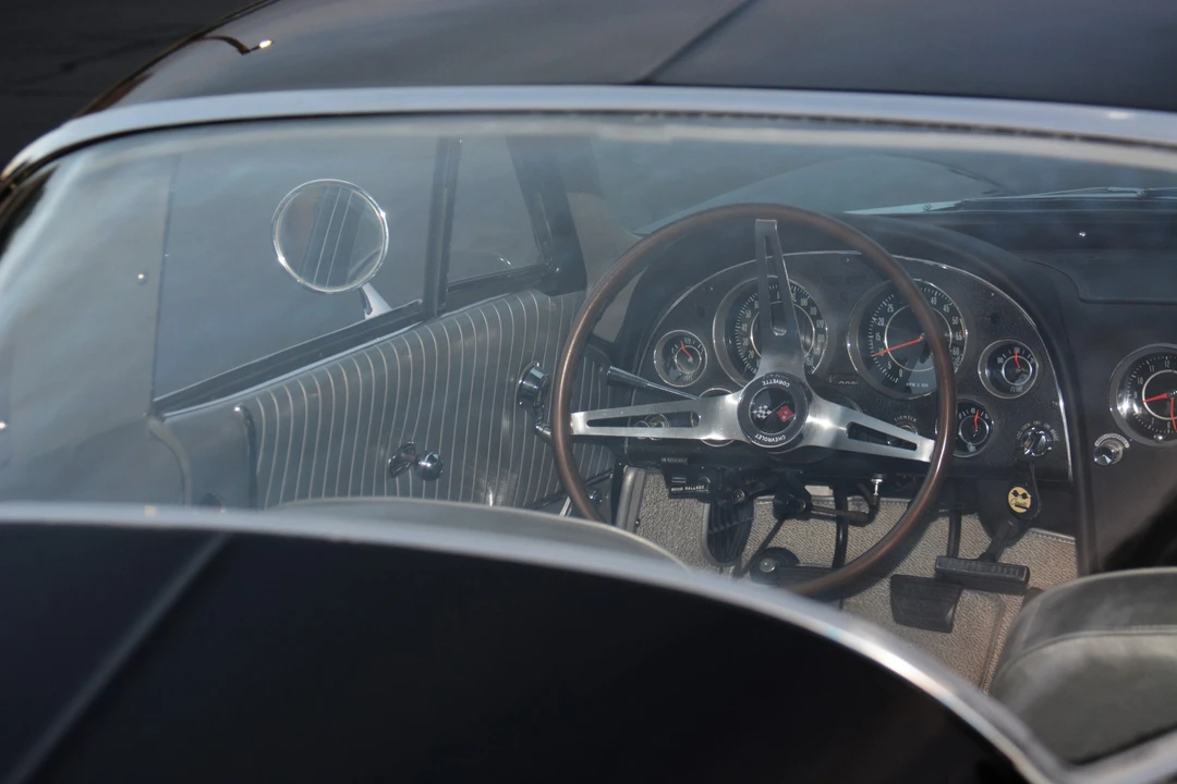 1964 Chevrolet Corvette C2 - Image 20 of 31