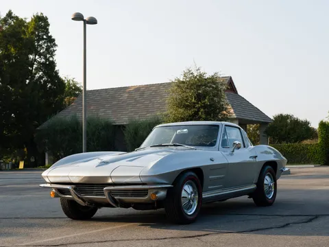 1964 Chevrolet Corvette C2 - Image 3 of 31