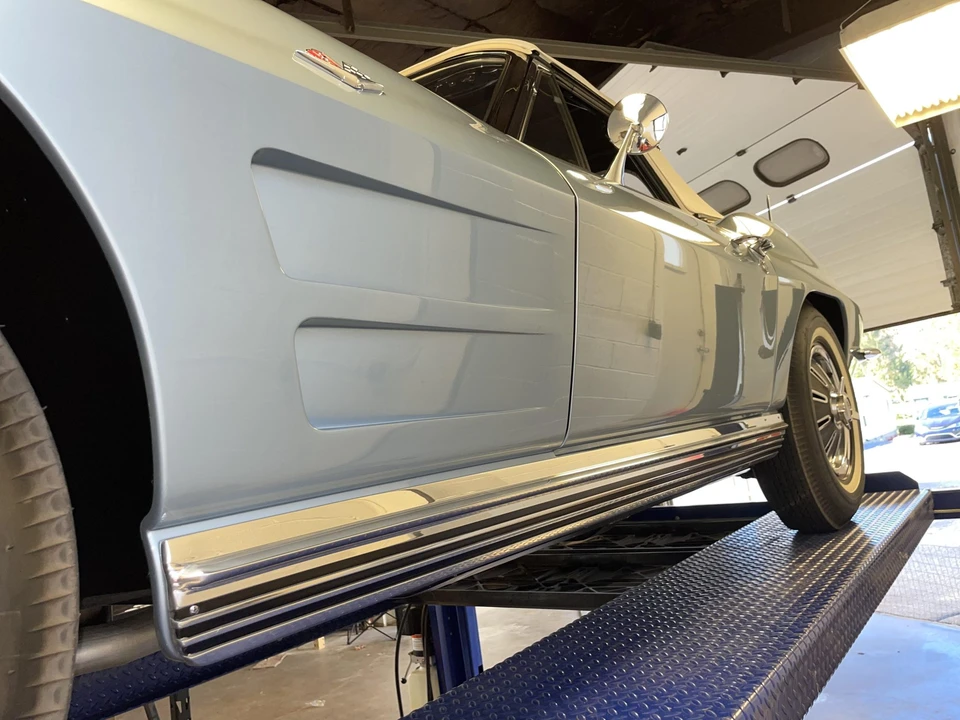 1964 Chevrolet Corvette C2 - Image 30 of 31