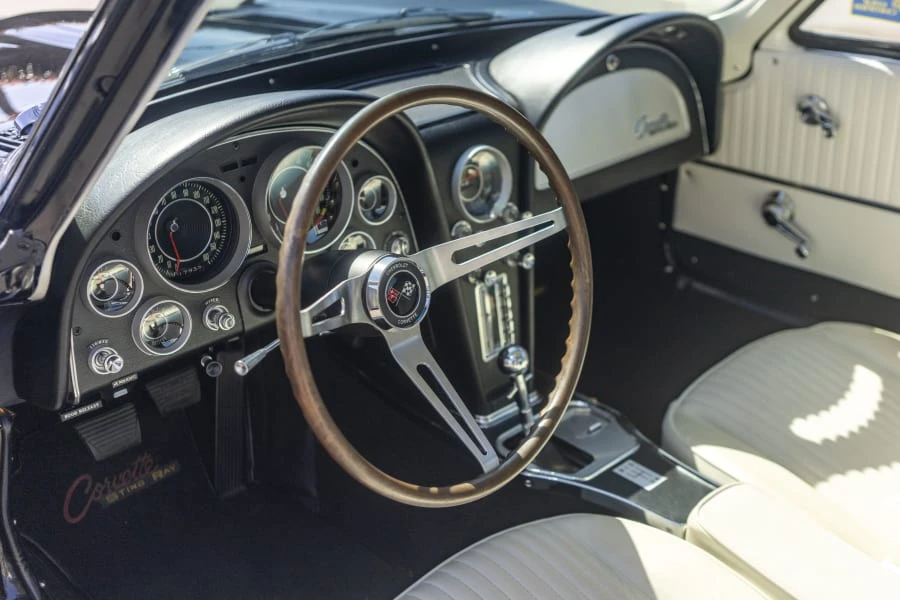 1964 Chevrolet Corvette C2 - Image 31 of 31