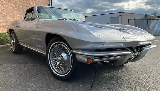 1964 Chevrolet Corvette C2 - Image 2 of 13