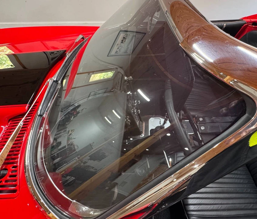 1964 Chevrolet Corvette C2 - Image 27 of 31