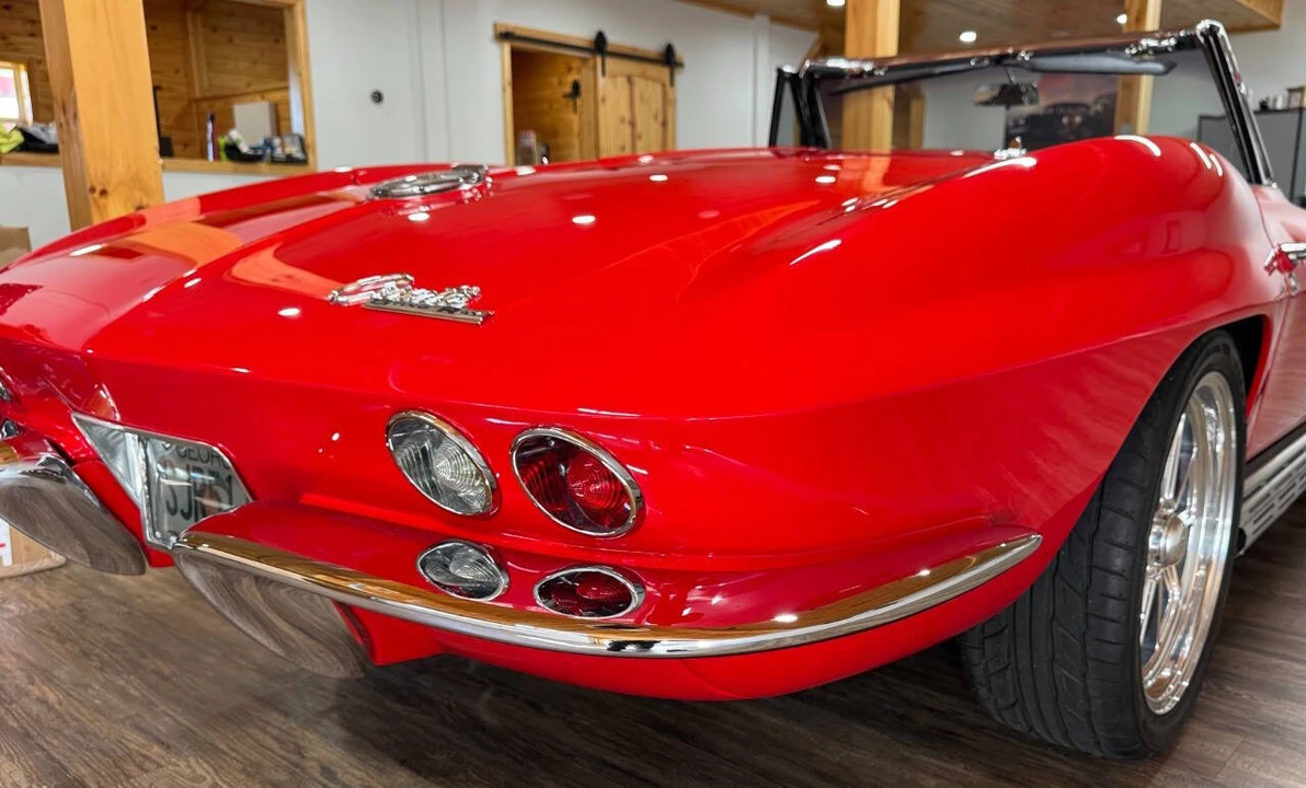1964 Chevrolet Corvette C2 - Image 22 of 31
