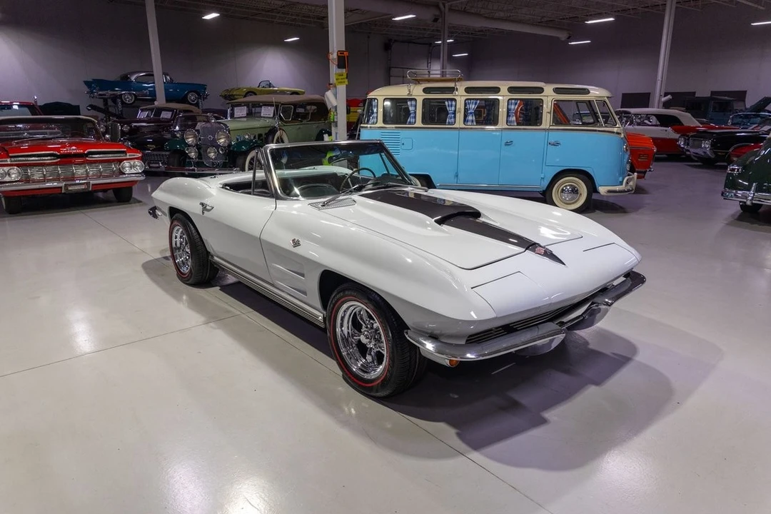 1964 Chevrolet Corvette C2 - Image 24 of 31