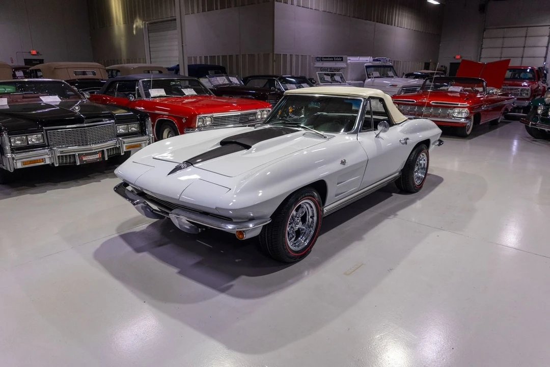1964 Chevrolet Corvette C2 - Image 30 of 31