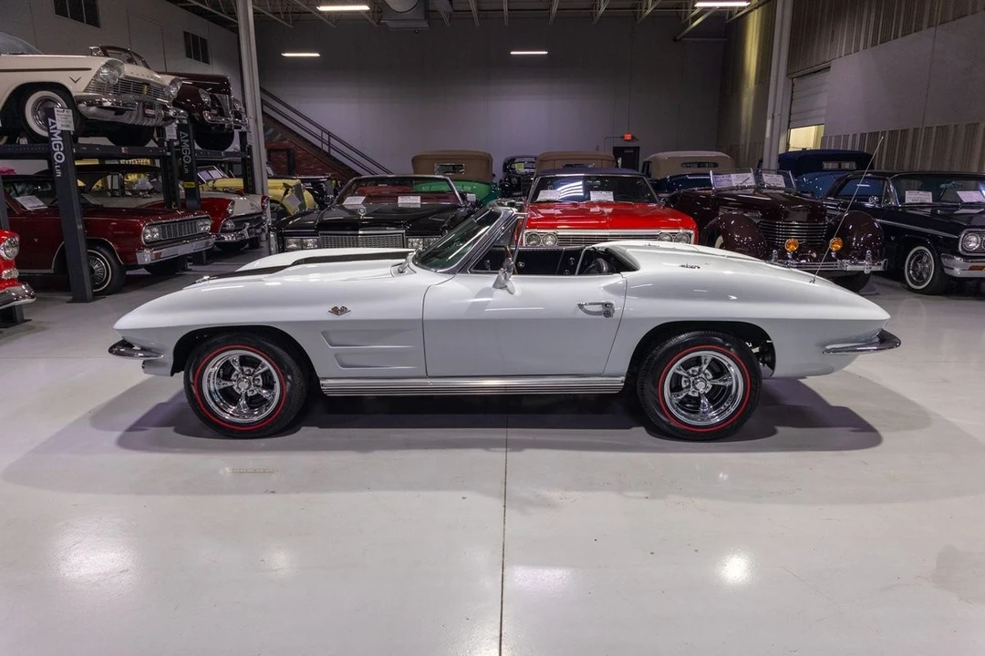1964 Chevrolet Corvette C2 - Image 29 of 31