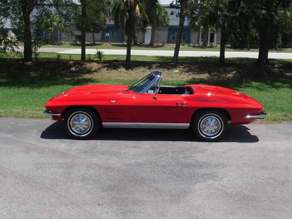 1964 Chevrolet Corvette C2 - Image 19 of 24