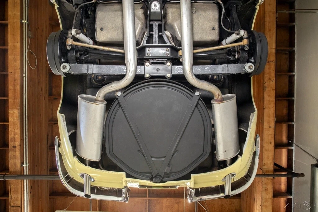 1964 Chevrolet Corvette C2 - Image 18 of 21