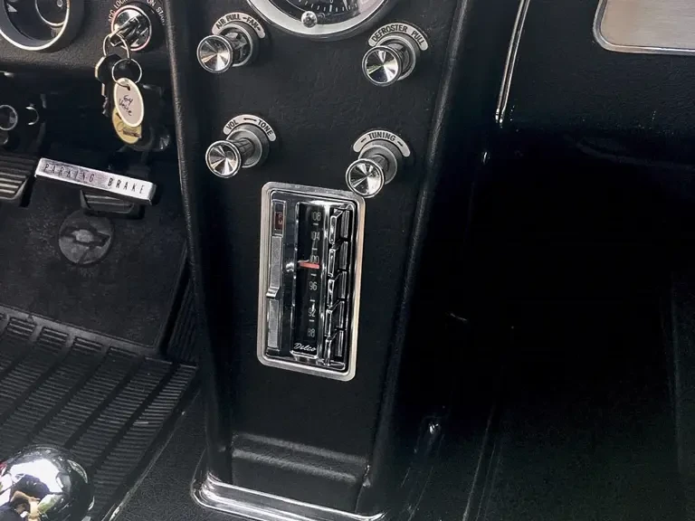 1964 Chevrolet Corvette C2 - Image 10 of 31