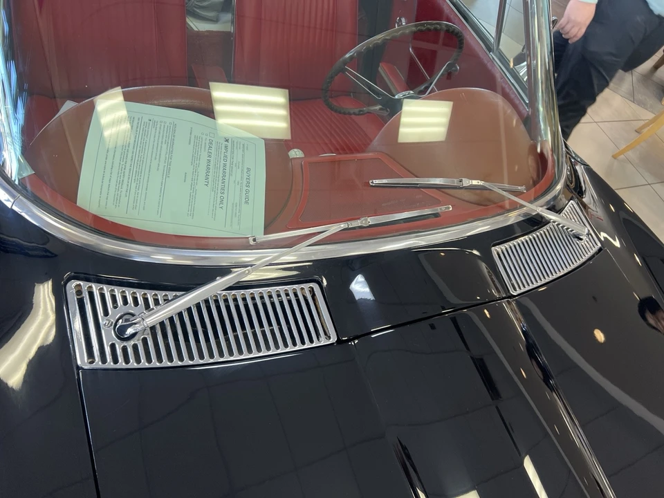 1964 Chevrolet Corvette C2 - Image 10 of 20