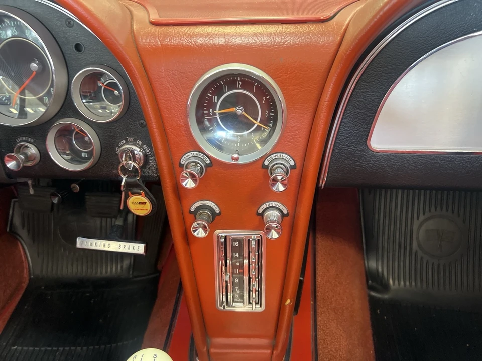 1964 Chevrolet Corvette C2 - Image 14 of 20
