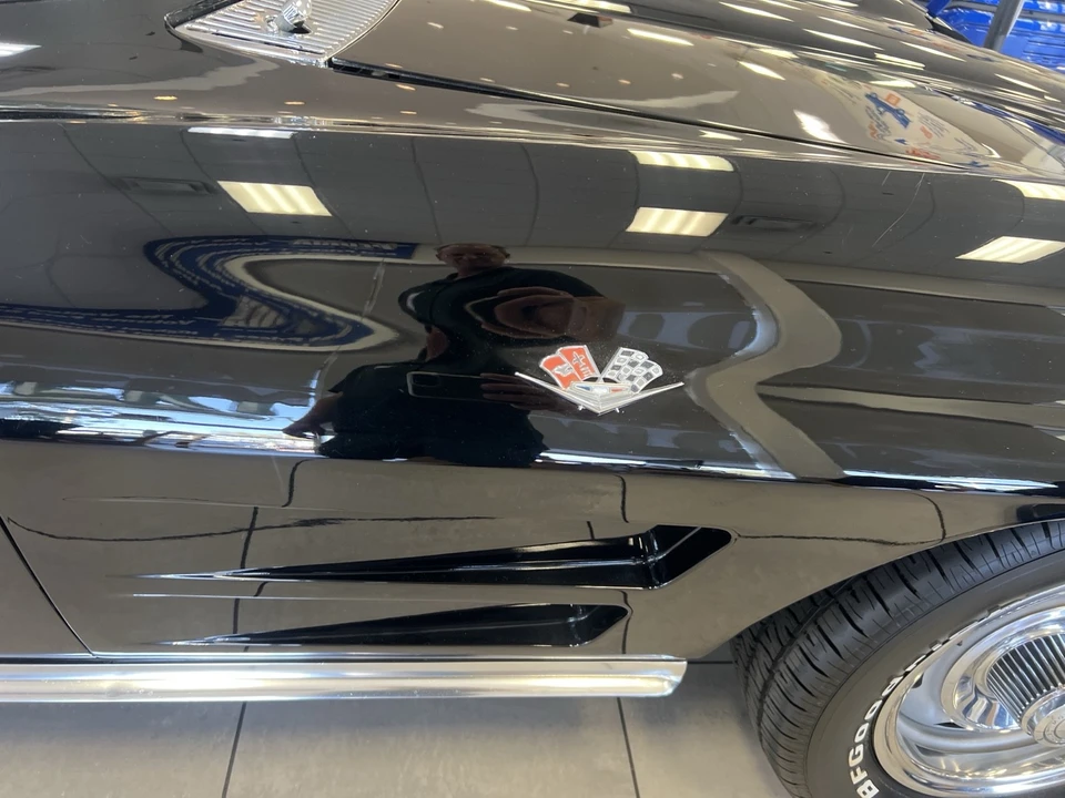 1964 Chevrolet Corvette C2 - Image 17 of 20