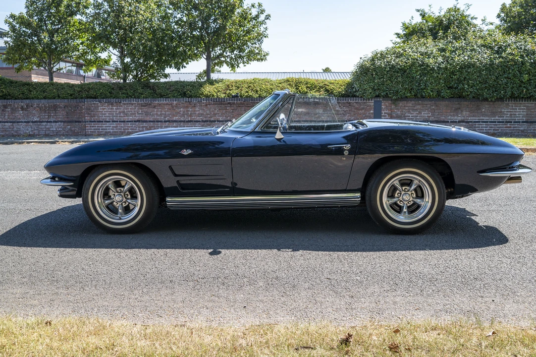 1964 Chevrolet Corvette C2 - Image 11 of 31