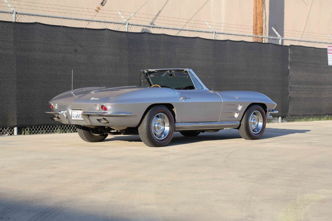 1964 Chevrolet Corvette C2 - Image 15 of 31