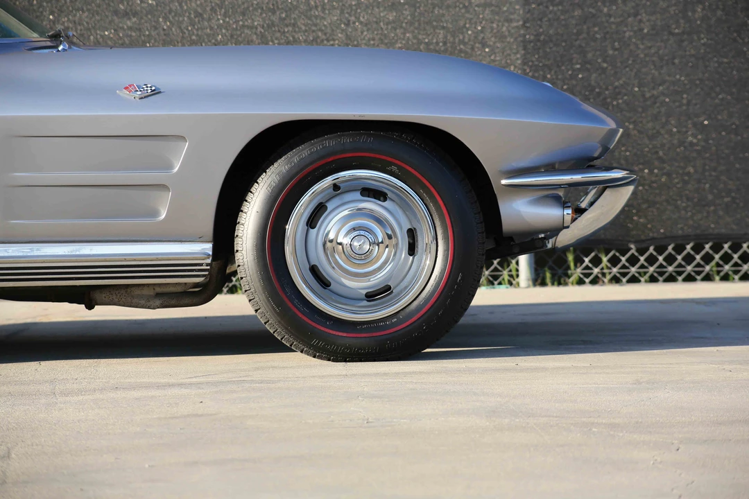 1964 Chevrolet Corvette C2 - Image 18 of 31