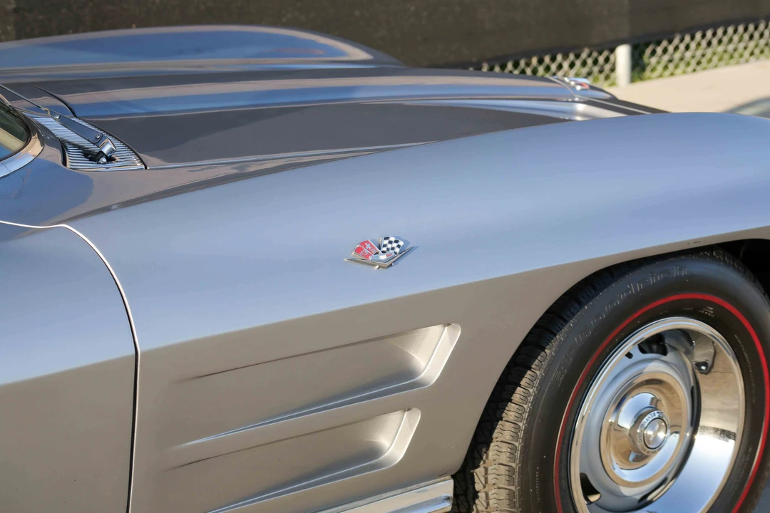 1964 Chevrolet Corvette C2 - Image 19 of 31