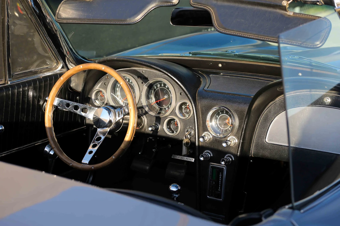 1964 Chevrolet Corvette C2 - Image 26 of 31