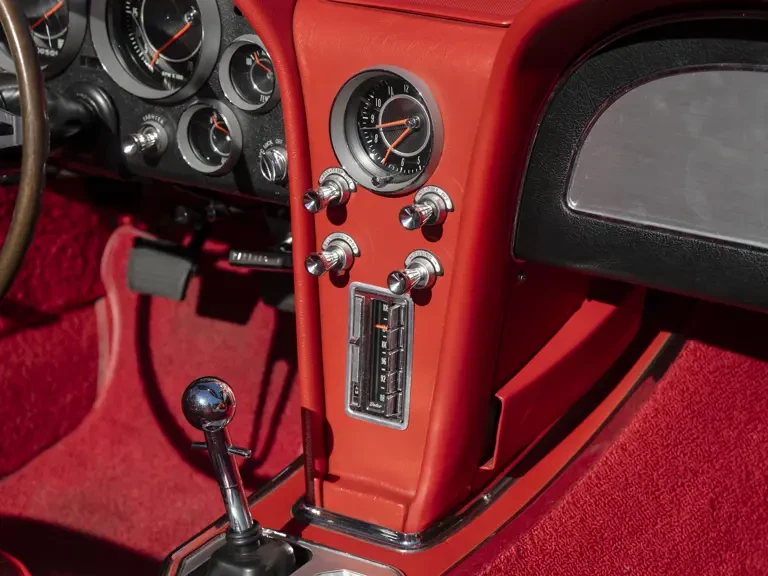 1964 Chevrolet Corvette C2 - Image 20 of 31