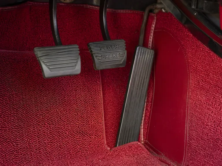 1964 Chevrolet Corvette C2 - Image 24 of 31