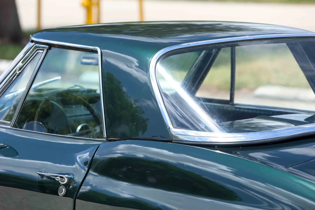 1964 Chevrolet Corvette C2 - Image 30 of 31