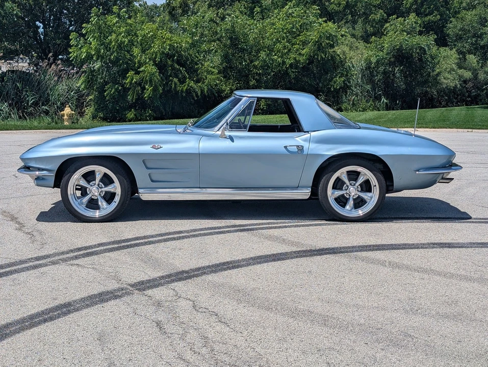 1964 Chevrolet Corvette C2 - Image 22 of 24