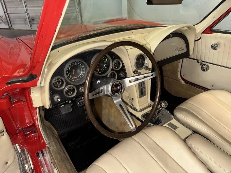 1964 Chevrolet Corvette C2 - Image 25 of 31