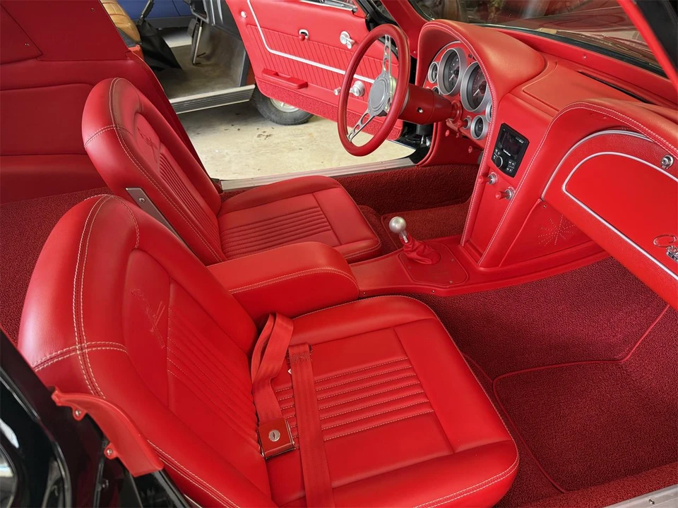 1964 Chevrolet Corvette C2 - Image 16 of 27