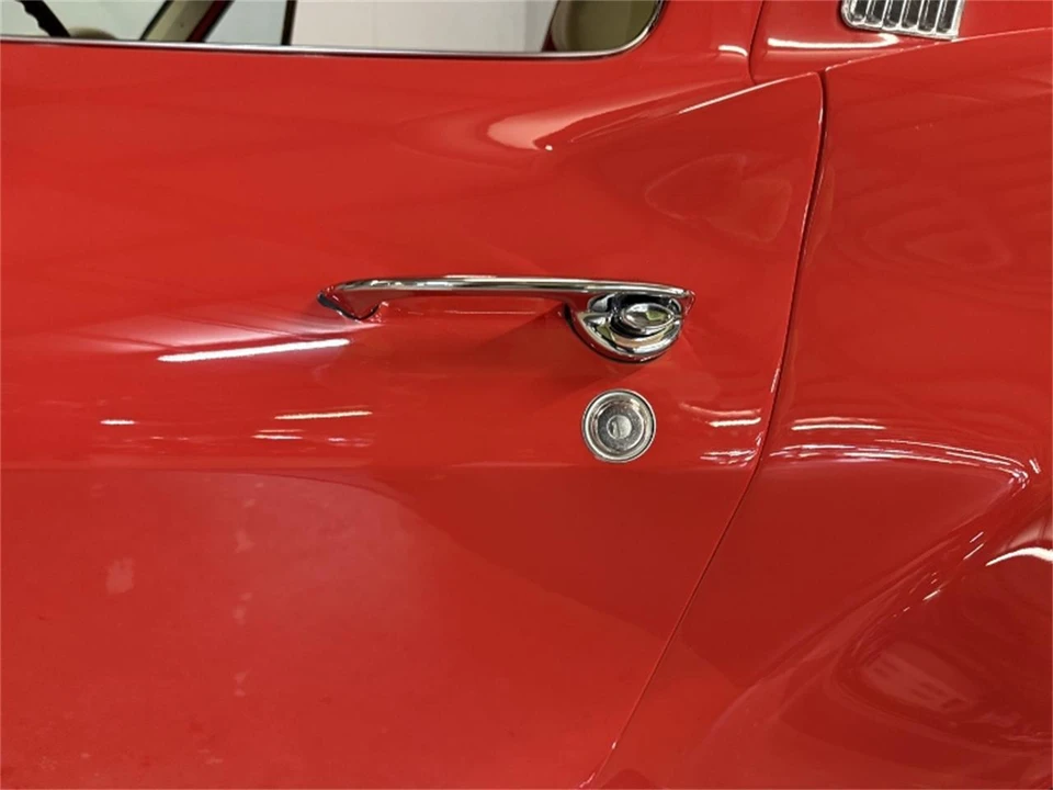 1964 Chevrolet Corvette C2 - Image 18 of 31
