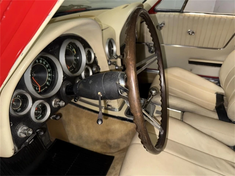 1964 Chevrolet Corvette C2 - Image 25 of 31