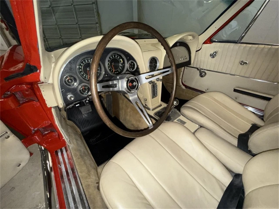 1964 Chevrolet Corvette C2 - Image 28 of 31
