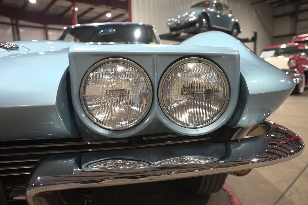 1964 Chevrolet Corvette C2 - Image 30 of 31