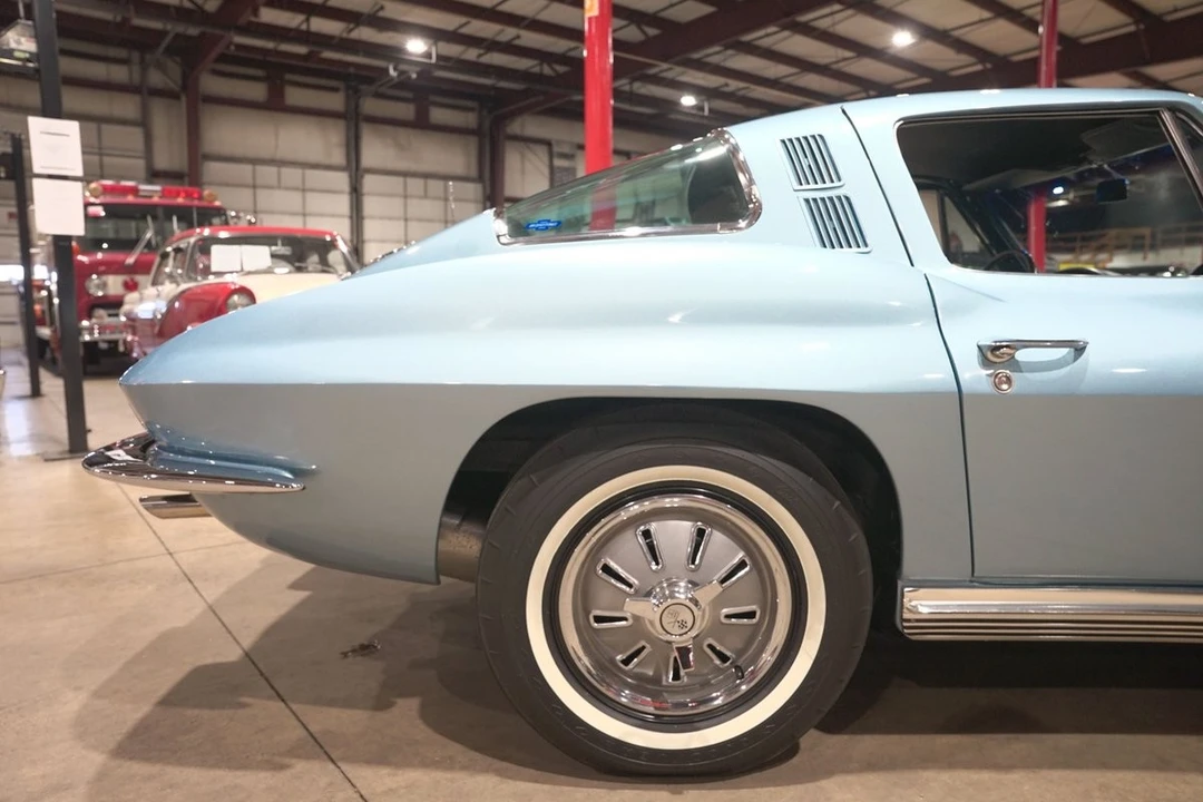 1964 Chevrolet Corvette C2 - Image 9 of 31