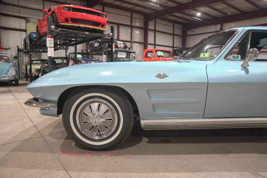 1964 Chevrolet Corvette C2 - Image 3 of 31