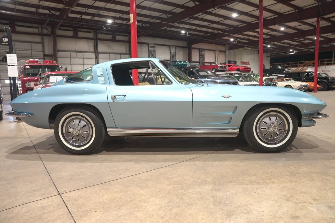 1964 Chevrolet Corvette C2 - Image 10 of 31