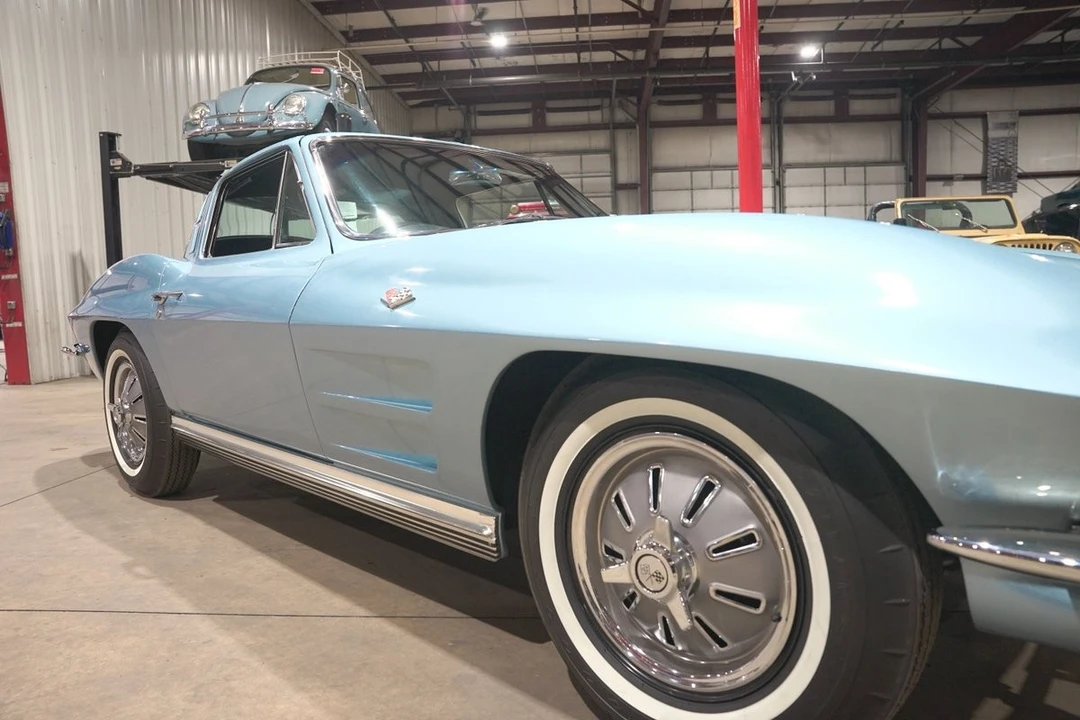 1964 Chevrolet Corvette C2 - Image 26 of 31