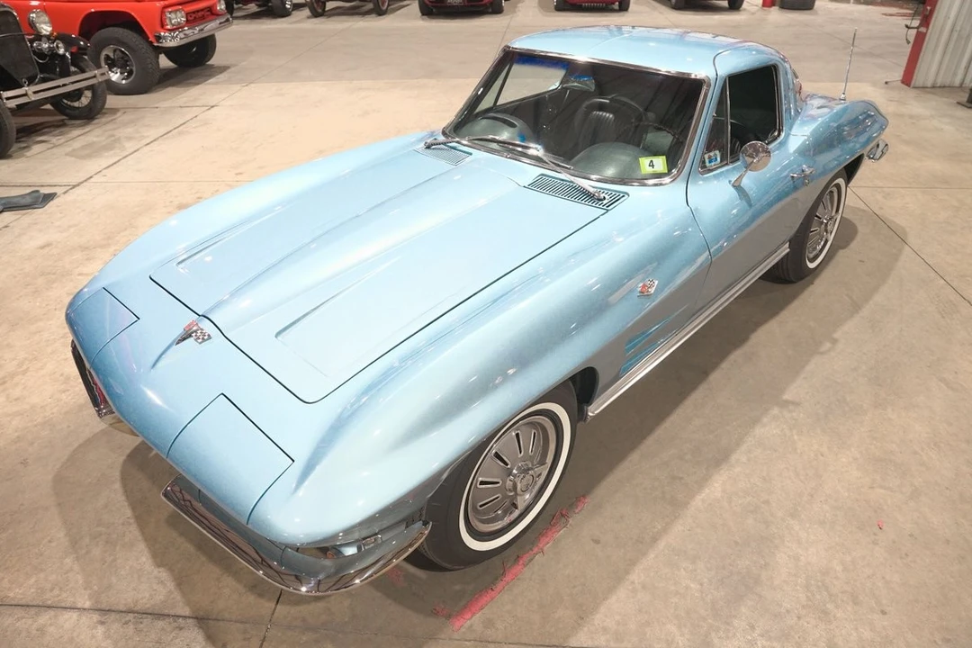 1964 Chevrolet Corvette C2 - Image 15 of 31