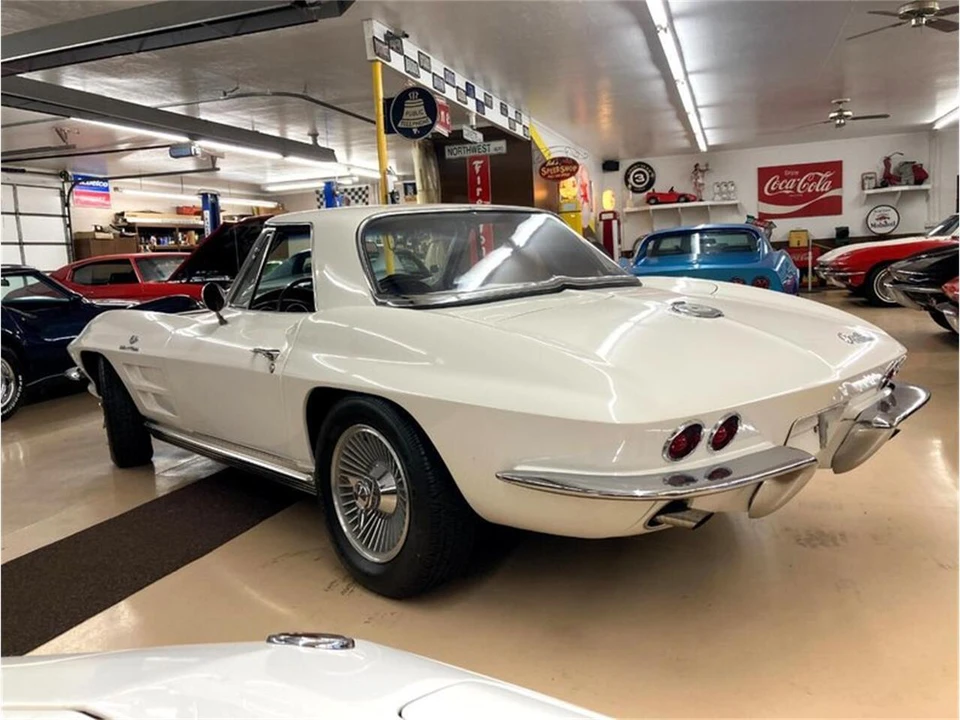 1964 Chevrolet Corvette C2 - Image 14 of 31