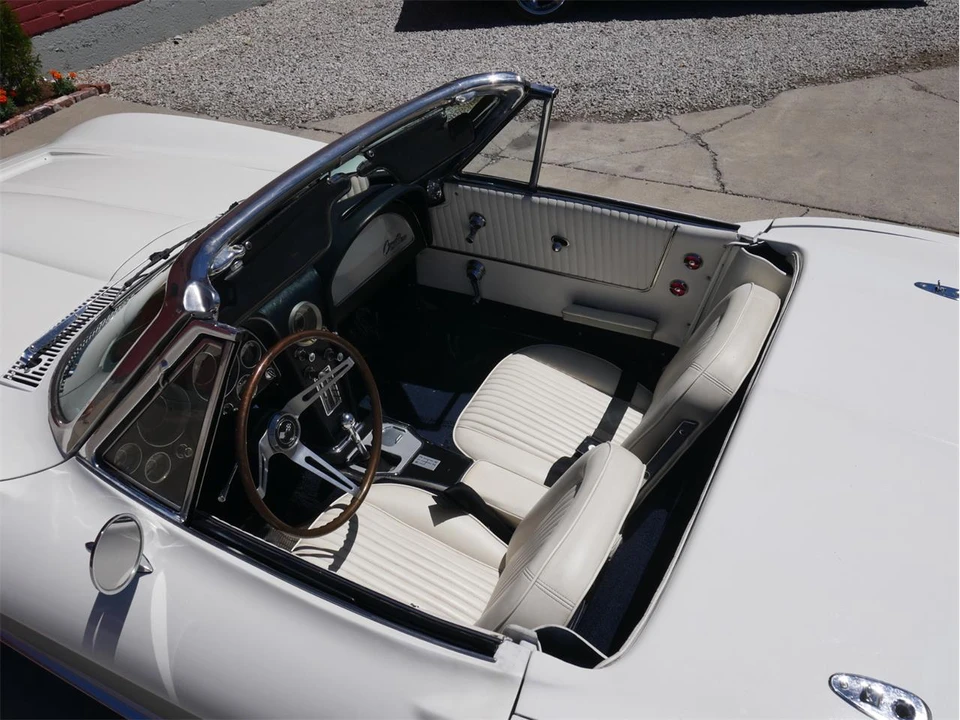 1964 Chevrolet Corvette C2 - Image 13 of 31