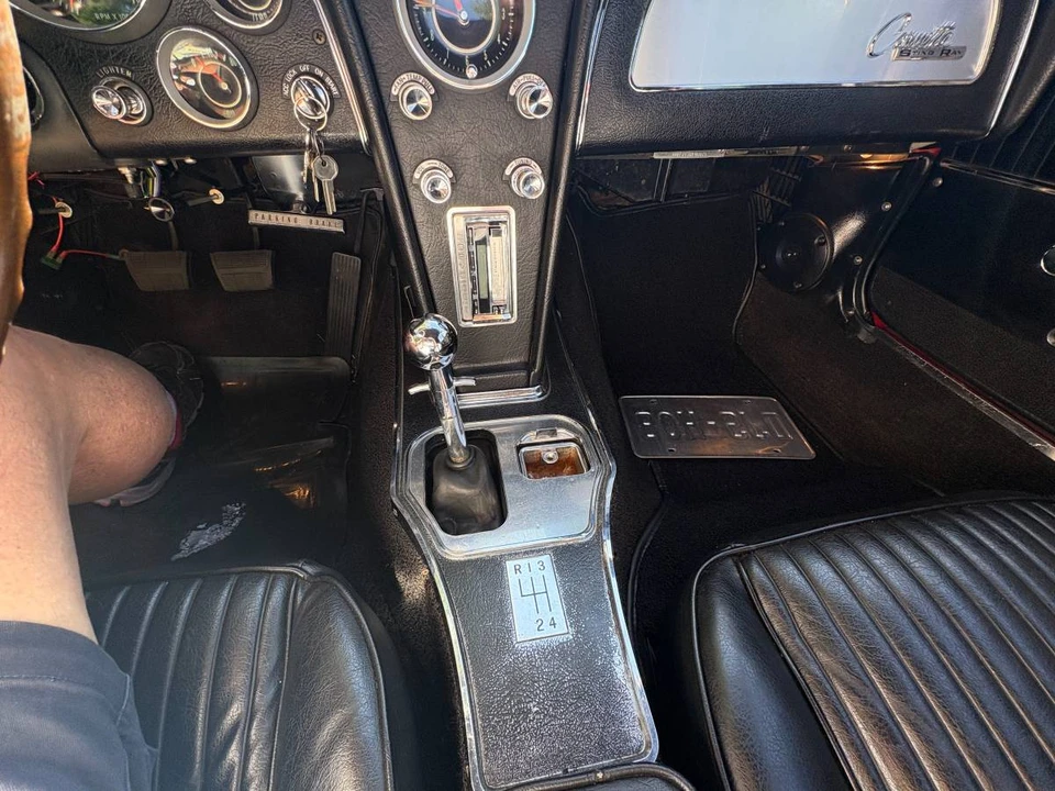 1964 Chevrolet Corvette C2 - Image 17 of 19