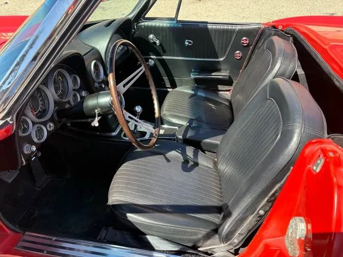 1964 Chevrolet Corvette C2 - Image 23 of 24