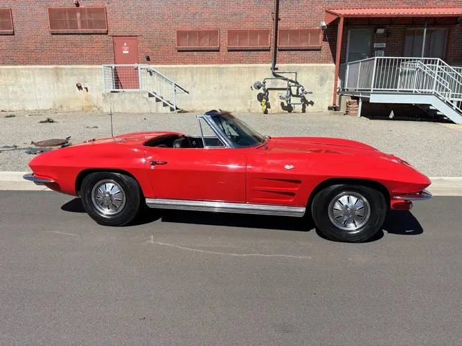 1964 Chevrolet Corvette C2 - Image 4 of 24