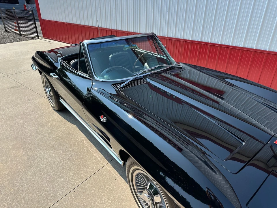 1964 Chevrolet Corvette C2 - Image 18 of 21