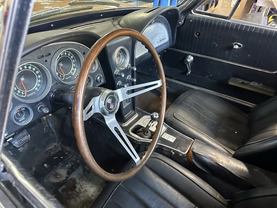 1964 Chevrolet Corvette C2 - Image 16 of 21