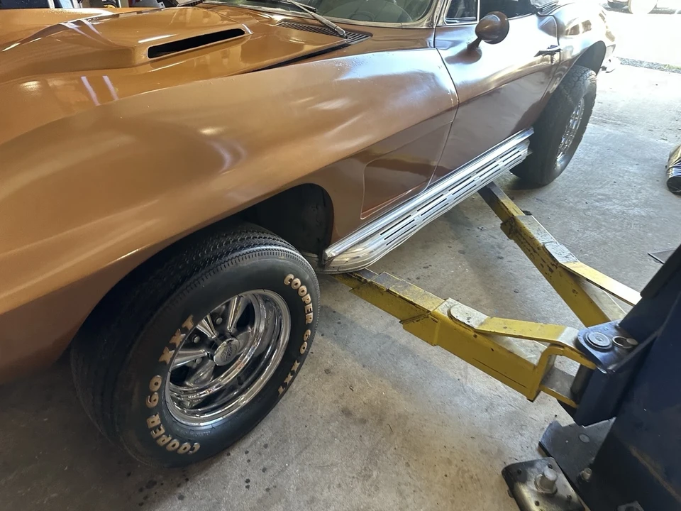 1964 Chevrolet Corvette C2 - Image 9 of 21