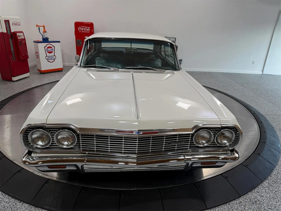 1964 Chevrolet Impala 3rd Gen - Image 5 of 31