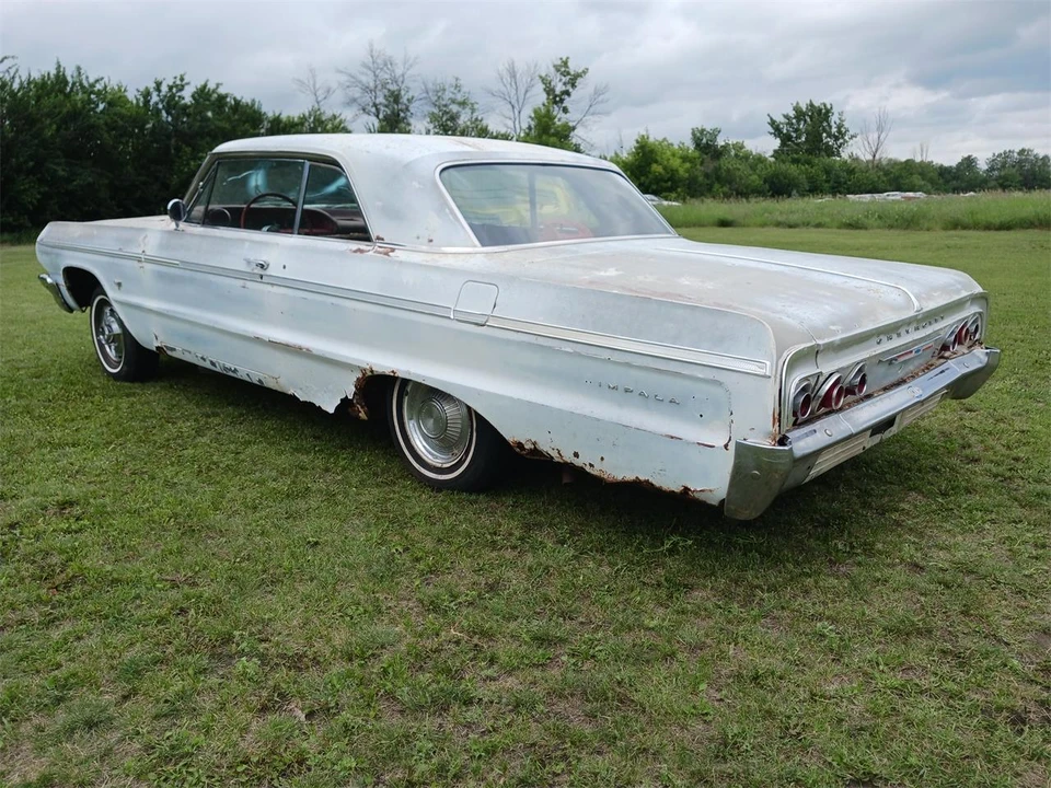 1964 Chevrolet Impala SS 3rd Gen - Image 5 of 14