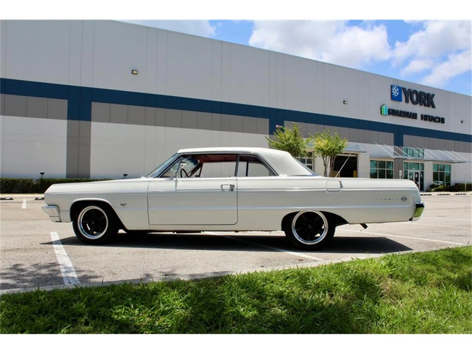 1964 Chevrolet Impala SS 3rd Gen - Image 9 of 31